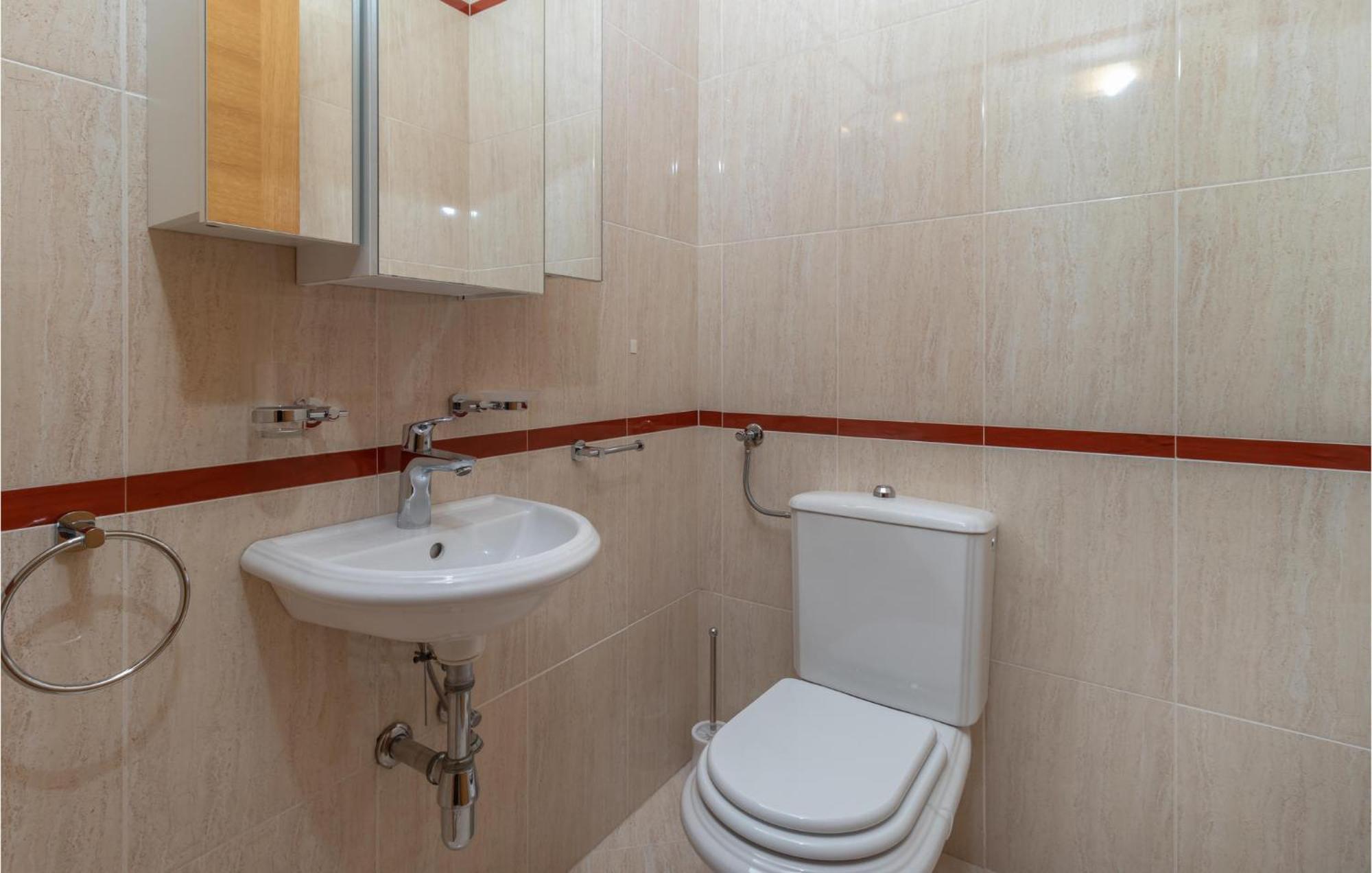 Lovely Apartment In Selce With House Sea View Exteriör bild