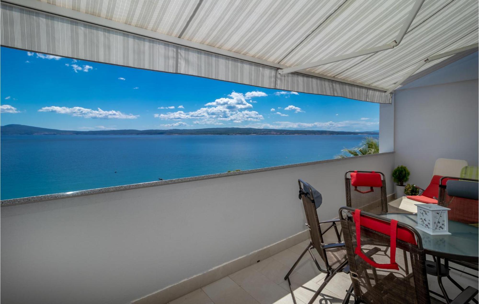 Lovely Apartment In Selce With House Sea View Exteriör bild